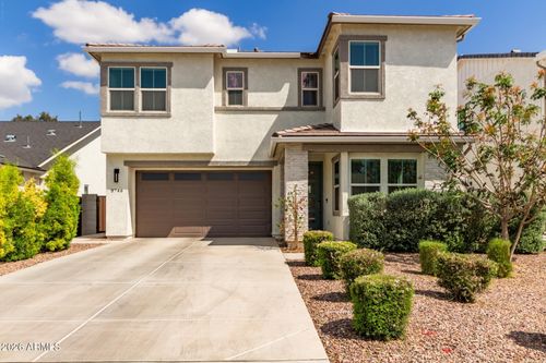 3746 E Earll Dr, Phoenix, AZ, 85018-7046 | Card Image