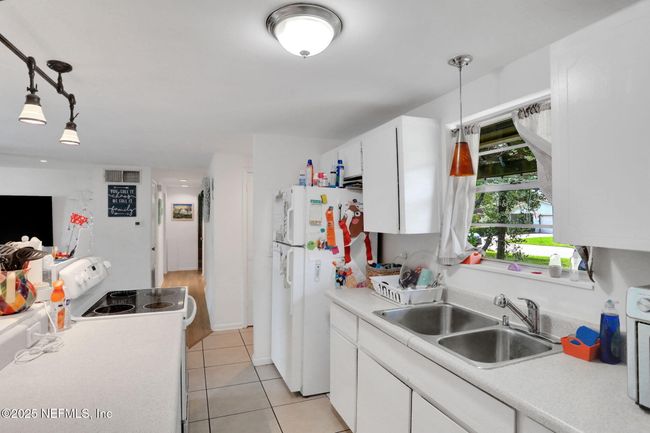 523 Cruiser Ln, House other with 3 bedrooms, 2 bathrooms and null parking in Atlantic Beach FL | Image 32