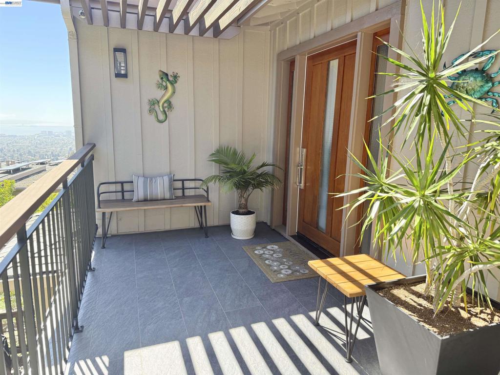 Residential Lease in Oakland 4