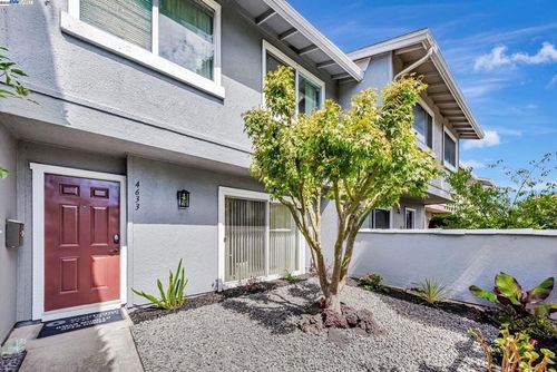 4633 Granada Way, Union City, CA, 94587-4736 | Card Image