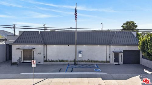 703 S Main St, Burbank, CA, 91506-2528 | Card Image