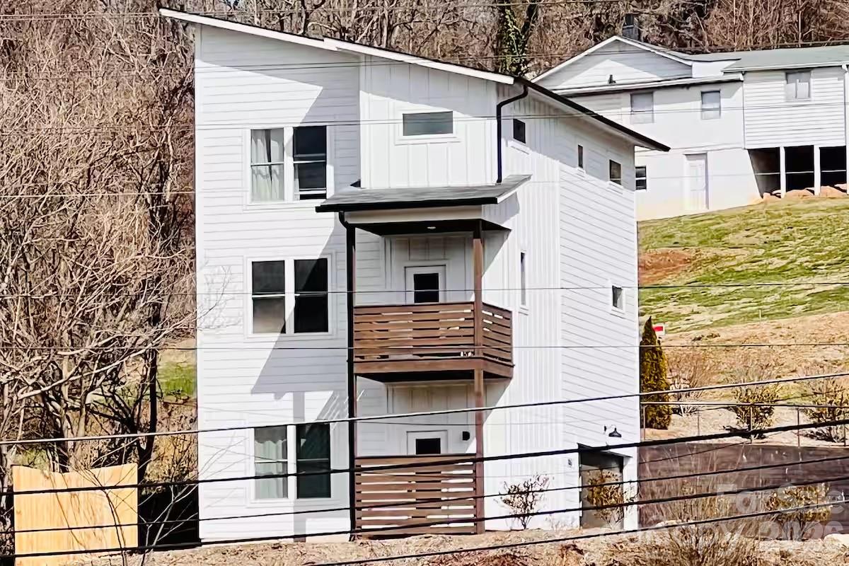 Residential Income in Asheville 3