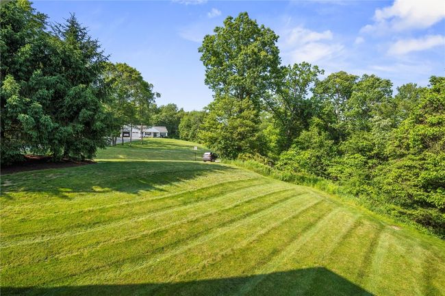 101 Creekside Drive, Townhouse with 3 bedrooms, 2 bathrooms and 2 parking in Buffalo Twp - BUT PA | Image 32