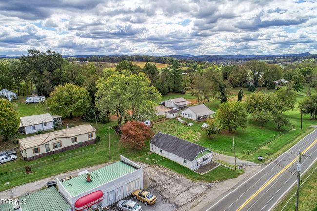 2114 Main St, House other with 3 bedrooms, 1 bathrooms and null parking in Surgoinsville TN | Image 17