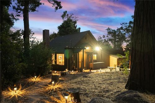 24251 Great View Dr, Crestline, CA, 92325-9280 | Card Image