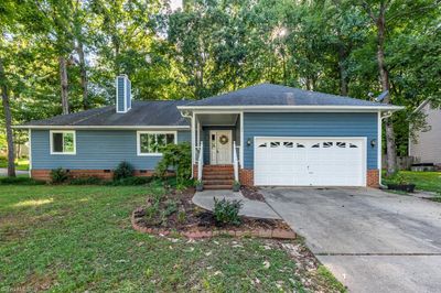 104 Stoneham Road, House other with 3 bedrooms, 2 bathrooms and null parking in Mebane NC | Image 1