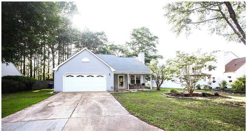 2005 Damascus Ct, Virginia Beach, VA, 23453-6640 | Card Image