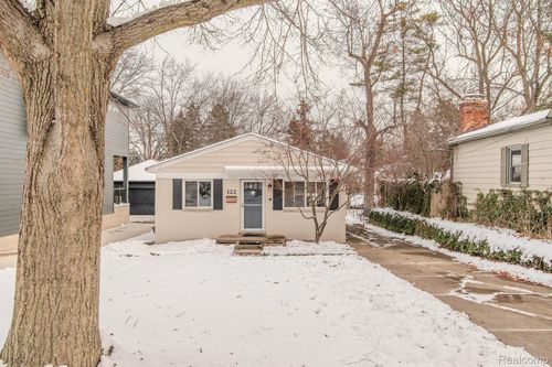 122 N Helen Ave, Rochester, MI, 48307-1827 | Card Image