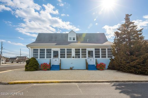 1706 Baltimore Ave, Lavallette, NJ, 08735-2405 | Card Image