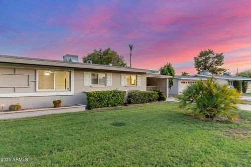 10219 W Snead Cir S, Sun City, AZ, 85351-4203 | Card Image