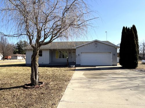 9103 Estates Dr, DeMotte, IN, 46310-9761 | Card Image