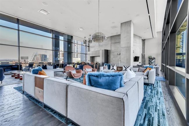 APT-2107 - 70 Rainey St, Condo with 2 bedrooms, 2 bathrooms and 1 parking in Austin TX | Image 25