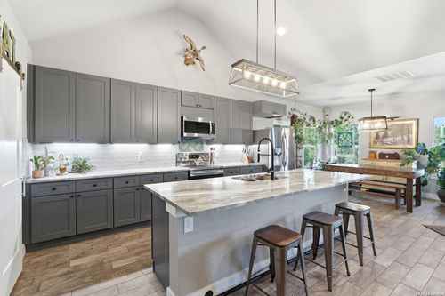 2295 Tanglewood Trl, Spring Branch, TX, 78070 | Card Image