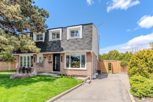 2365 Delkus Cres, Mississauga, ON, L5A1K8 | Card Image