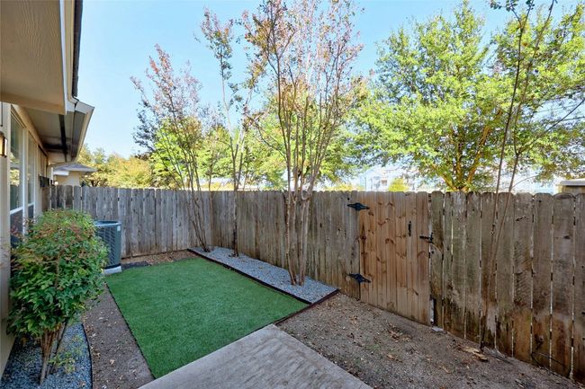 APT-305 - 1101 E Parmer Ln, Condo with 3 bedrooms, 3 bathrooms and 2 parking in Austin TX | Image 27