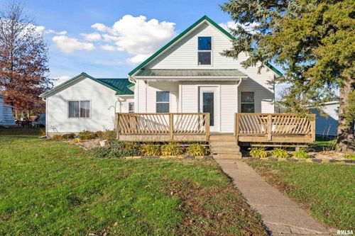 308 8th Ave, Clarence, IA, 52216-9400 | Card Image