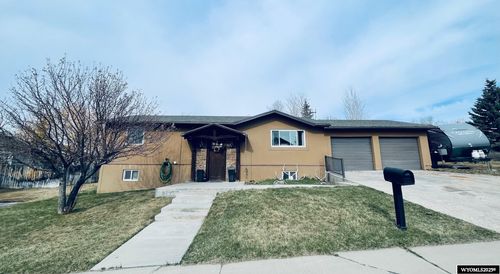1437 7th West Ave, Kemmerer, WY, 83101-3913 | Card Image