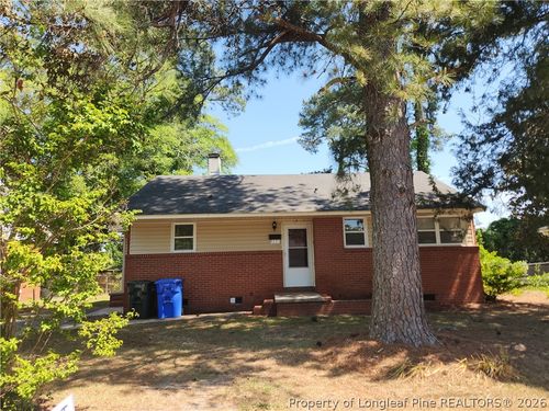 469 Mcbain Dr, Fayetteville, NC, 28305-5143 | Card Image