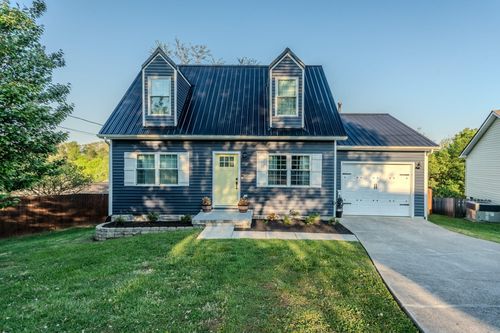 2324 Wadsworth Drive, Knoxville, TN, 37921 | Card Image