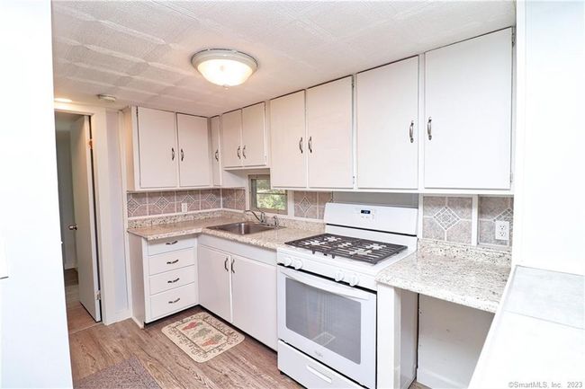 37 Clark Rd, House other with 1 bedrooms, 1 bathrooms and 4 parking in Naugatuck CT | Image 10