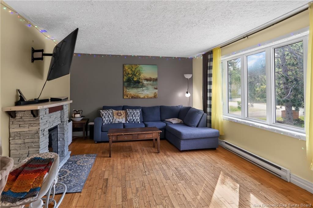 Residential in Lutes Mountain 5