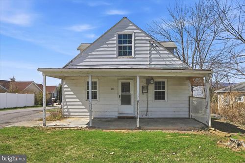 343 Banks Fort Rd, STRASBURG, VA, 22657-2159 | Card Image