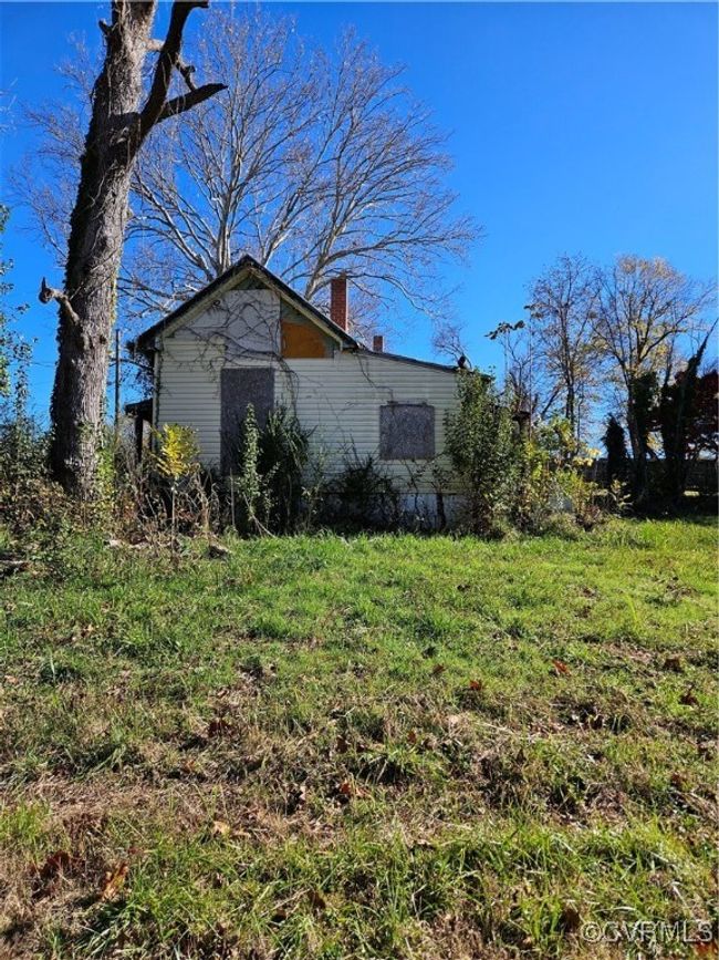 618 W 3 Rd Ave, Home with 0 bedrooms, 0 bathrooms and null parking in Lawrenceville VA | Image 4