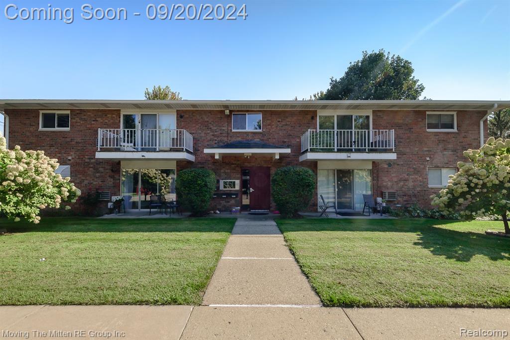 Fairfield St, Livonia, MI 48154