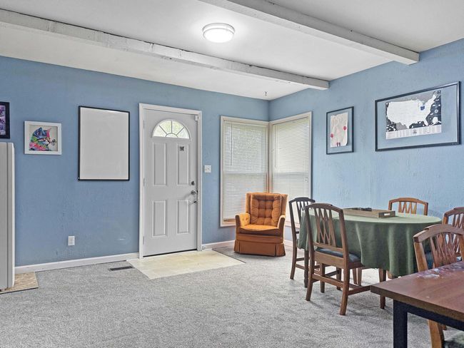 Family Room | Image 21