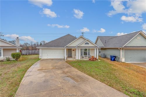 1027 Fallbrook Loop, College Station, TX, 77845-3550 | Card Image