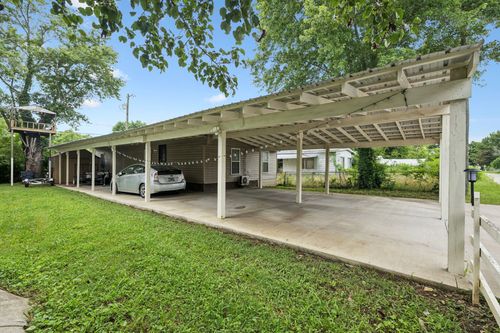 613 Sycamore Ln, LA VERGNE, TN, 37086-2353 | Card Image