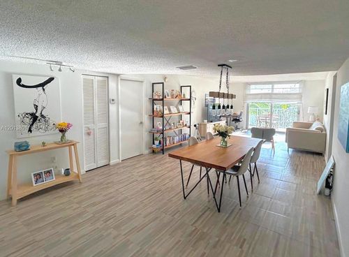 405-210 Sea View Dr, Key Biscayne, FL, 33149-2524 | Card Image