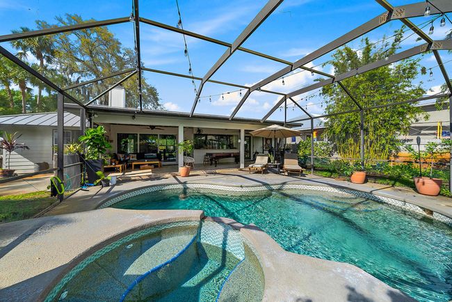 556 Sw Rustic Cir, House other with 3 bedrooms, 2 bathrooms and null parking in Stuart FL | Image 56