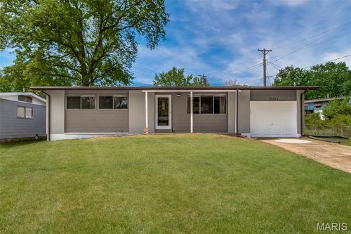 10269 Dacey Dr, Saint Louis, MO, 63136-3313 | Card Image
