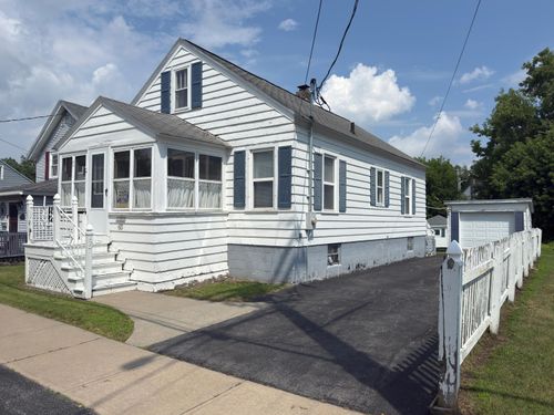 65 Elizabeth St, Plattsburgh, NY, 12901-3502 | Card Image
