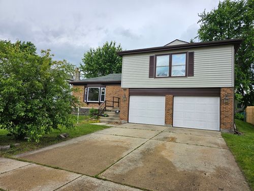 1016 Concord Dr, Bartlett, IL, 60103-5704 | Card Image