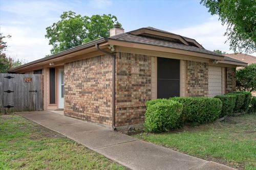 1312 Hackamore St, Mesquite, TX, 75149-6814 | Card Image