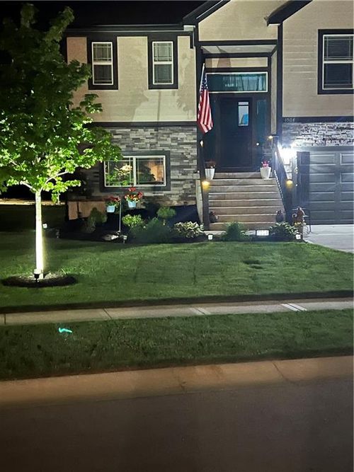 1504 162nd Cir, Basehor, KS, 66007-6801 | Card Image