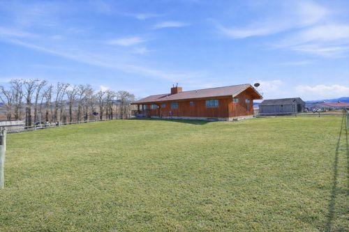 283 Cummoch Dr, Deer Lodge, MT, 59722-9662 | Card Image