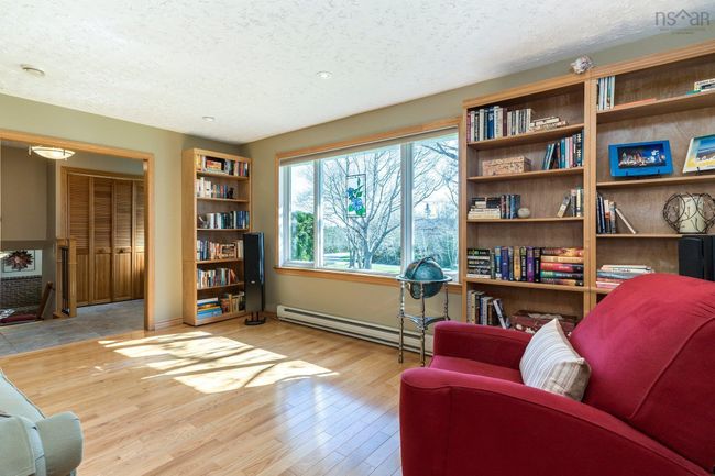 25 Juniper Way, House other with 3 bedrooms, 3 bathrooms and 4 parking in Hubley NS | Image 5