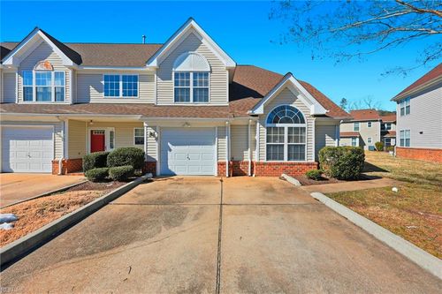 115 Burnt Run, Yorktown, VA, 23692-4780 | Card Image