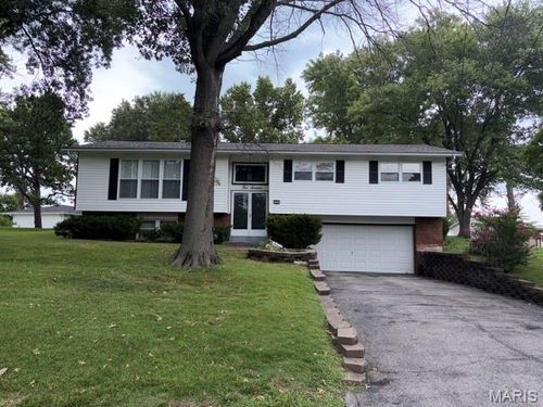 216 Slover Ln, Arnold, MO, 63010-3822 | Card Image