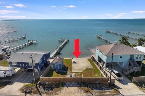 614 Copano Cove Rd, Rockport, TX, 78382-9525 | Card Image
