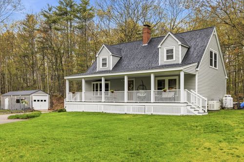 2 Grover Ln, York, ME, 03909-5772 | Card Image