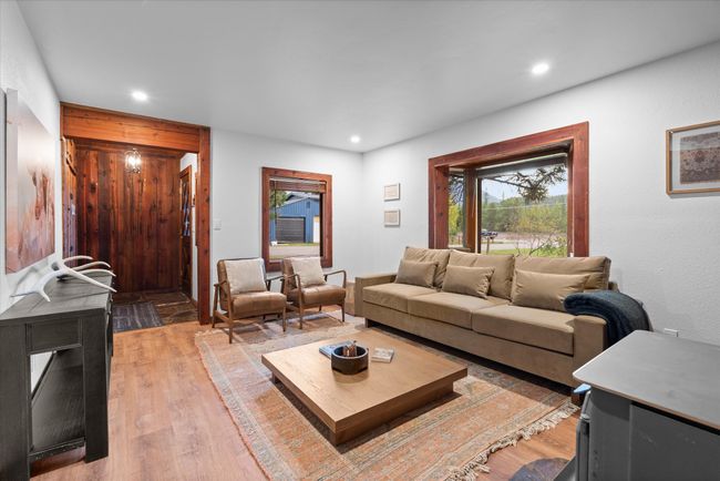Living Room - Front Interior Entry | Image 23