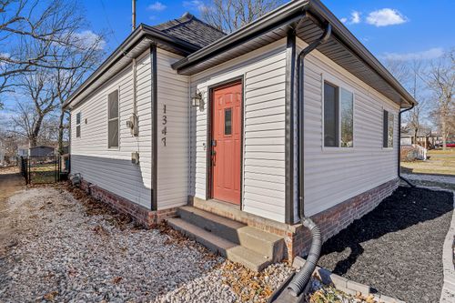 1347 N Brown Ave, Springfield, MO, 65802-1311 | Card Image