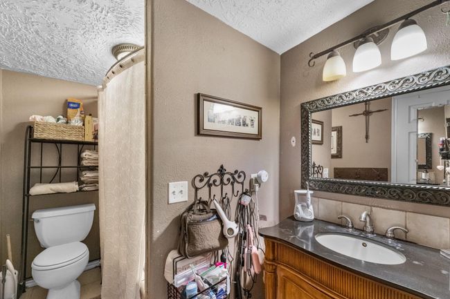 13236 Fm 1409, House other with 4 bedrooms, 3 bathrooms and 3 parking in Old River-Winfree TX | Image 27