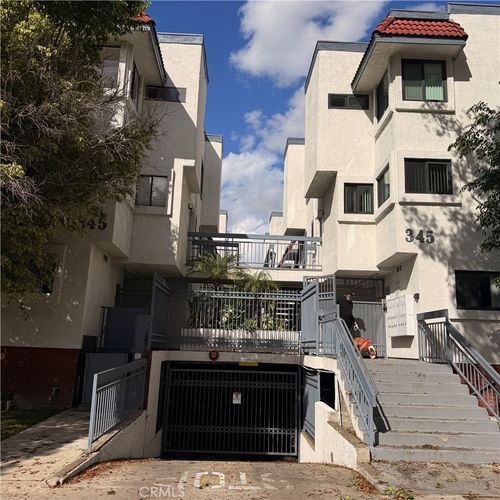 345 W Acacia Ave, Glendale, CA, 91204-2276 | Card Image