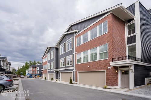 37-8371 202b St, Langley, BC, V2Y4K6 | Card Image
