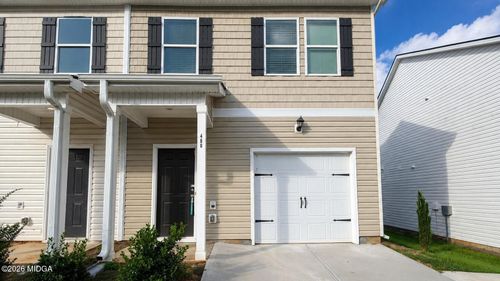 460 Oakwood Dr Nw, Milledgeville, GA, 31061-6692 | Card Image